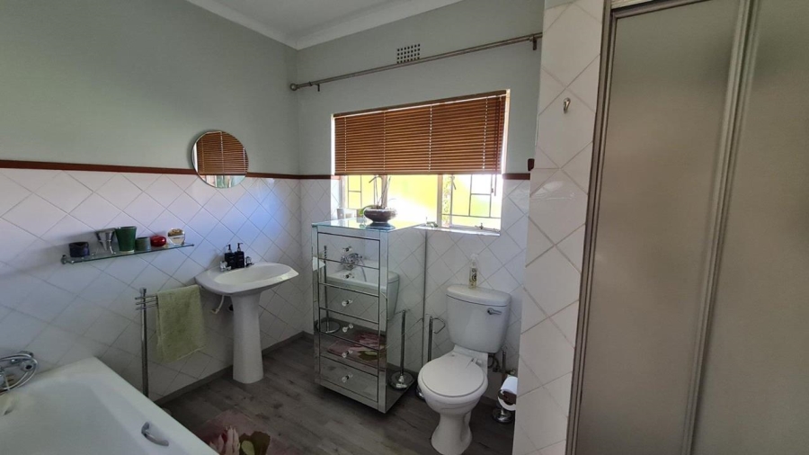 3 Bedroom Property for Sale in Blydeville North West